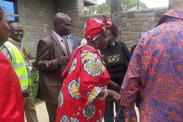Photos Of Obama’s Grandmother As She Arrived At The Jomo Kenyatta International Airport Today [See Photos]